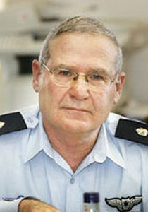 جنرال إسرائيلي: حزب الله يستطيع الاستيلاء على لبنان خلال ساعات صورة رقم 1