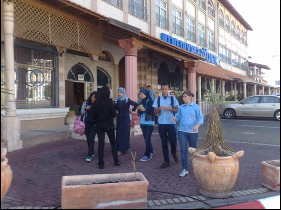 orange: كنا مع الثانويين بيافة وكفركنا وغدا في عرعرة وباقة الغربية صورة رقم 3