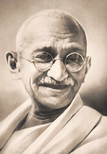 باحث بريطاني يزيل الستار عن علاقات باحث بريطاني يزيل الستار عن علاقات