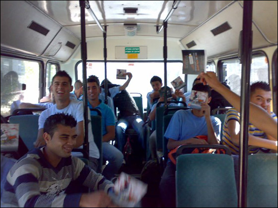 orange: كنا مع الثانويين بعرعرة وباقة وزيارتنا للمثلث يوم الأحد صورة رقم 12