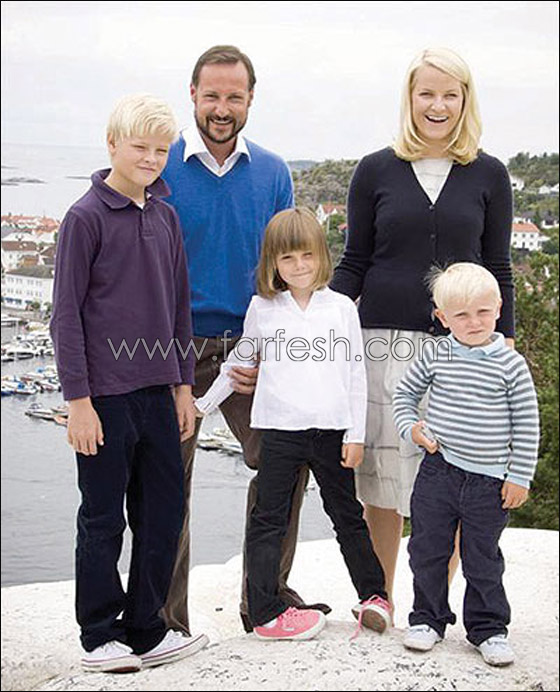 ولي عهد النرويج وعائلته يتحضران لإجازة لمدة شهرين!  صورة رقم 16