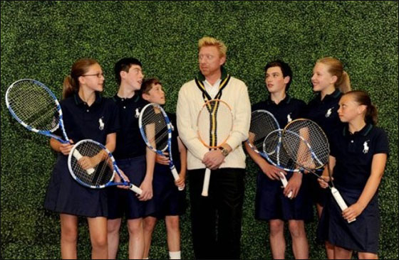 النجم بوريس بيكر يخسر النجم بوريس بيكر يخسر