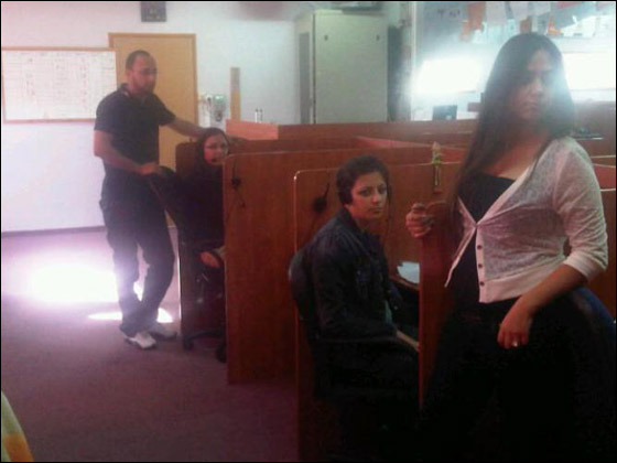 orange في زيارة لكانيون سخنين والمحلات التجارية صورة رقم 4 orange في زيارة لكانيون سخنين والمحلات التجارية صورة رقم 4