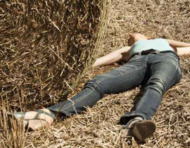 عجوز تونسي اعتدى على امرأة تم قتلها ورمى بجثتها للكلاب! صورة رقم 1