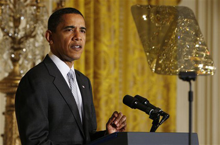 بعد قذف بوش بالحذاء.. اوباما تحت نعال العراقيين!  صورة رقم 6