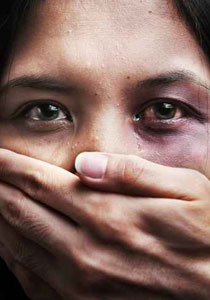 السجن المؤبد لثلاثة قضاة تناوبوا على اغتصاب فتاة لمدة 5 ساعات! صورة رقم 1