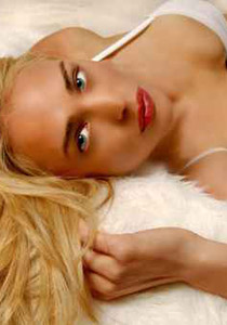 خالد دياب: النظرة العربية للمرأة الغربية مثيرة للغاية!! صورة رقم 1 خالد دياب: النظرة العربية للمرأة الغربية مثيرة للغاية!! صورة رقم 1