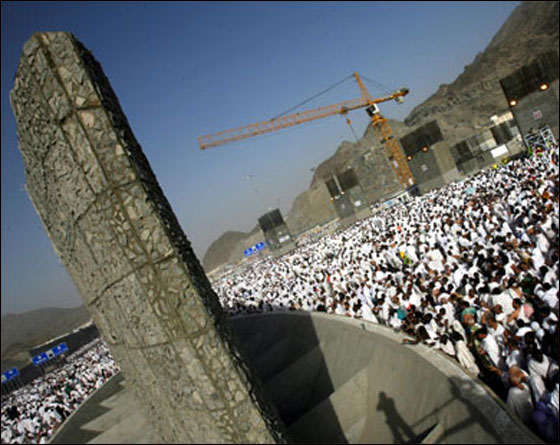 الحجاج يتوجهون لمشعر منى.. لقضاء الحجاج يتوجهون لمشعر منى.. لقضاء