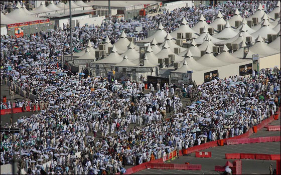 الحجاج يتوجهون لمشعر منى.. لقضاء الحجاج يتوجهون لمشعر منى.. لقضاء