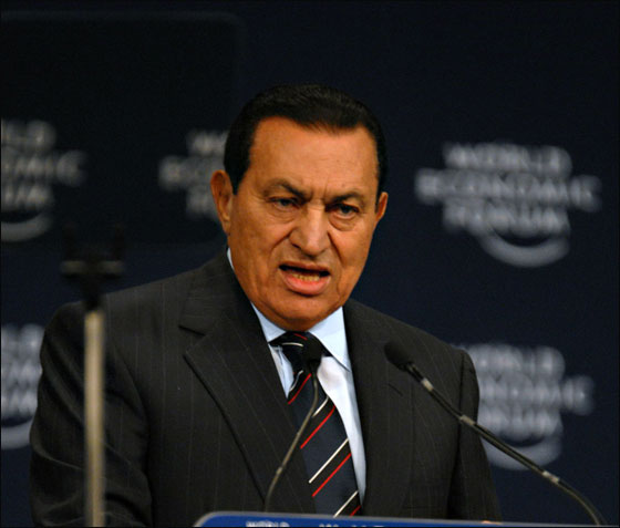 بوش: الرئيس مبارك اخبرنا بأن صدام لديه أسلحة بيولوجية! صورة رقم 11 بوش: الرئيس مبارك اخبرنا بأن صدام لديه أسلحة بيولوجية! صورة رقم 11