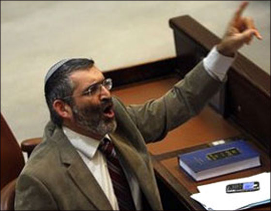 نائب اسرائيلي يكره الالمان ويوجه عبارات نابية لنائبة المانية  صورة رقم 4