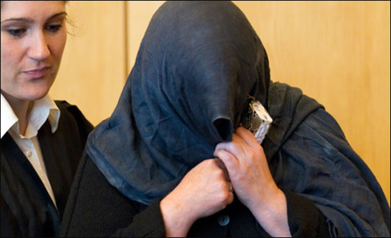 قتلت طفليها وأخفت الجثث في الفريزر.. فسجنت 5 أعوام!  صورة رقم 3