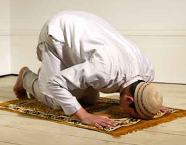 في ذي الحجة.. 17 وافد يشهرون اسلامهم من بينهم أمريكي! صورة رقم 1