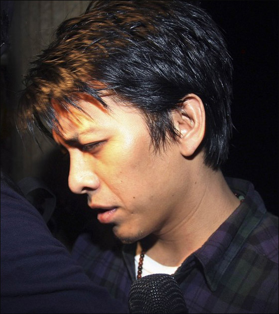 اتهام مغني روك اندونيسي بتصوير ممارسته للنوع مع الفتيات! صورة رقم 2 اتهام مغني روك اندونيسي بتصوير ممارسته للنوع مع الفتيات! صورة رقم 2