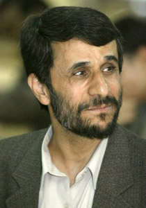 نجاد يعرض سيارته للبيع في مزاد.. لتمويل بناء مساكن!  صورة رقم 1