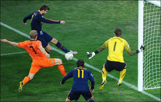 عملة نقدية تخليدا لفوز اسبانيا بمونديال 2010 صورة رقم 2 عملة نقدية تخليدا لفوز اسبانيا بمونديال 2010 صورة رقم 2