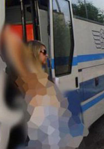 غضب في الأردن بسبب التعرّي على شاطيء البحر الميت!   صورة رقم 1