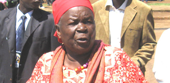 اثناء تأدية الحج.. جدة اوباما دعت لحفيدها دخول الاسلام!!  صورة رقم 5