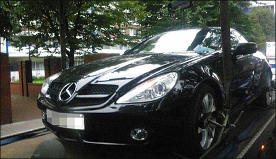 لندن.. موظفو المخالفات حجزوا سيارة مديرهم!! صورة رقم 2 لندن.. موظفو المخالفات حجزوا سيارة مديرهم!! صورة رقم 2