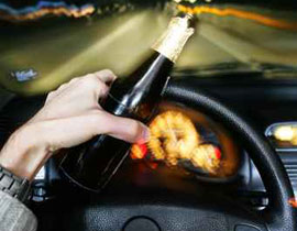 براءة من تهمة القيادة تحت تاثير الخمر والسبب سقوط السيارة في مصرف! صورة رقم 1