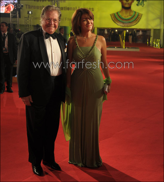 كبار النجمات يبرزن كبار النجمات يبرزن