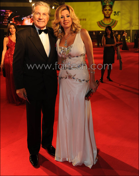 كبار النجمات يبرزن كبار النجمات يبرزن