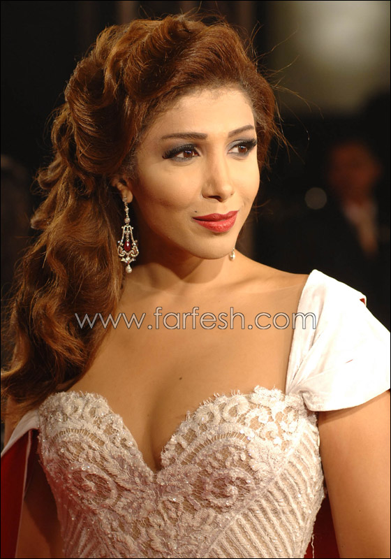 كبار النجمات يبرزن كبار النجمات يبرزن