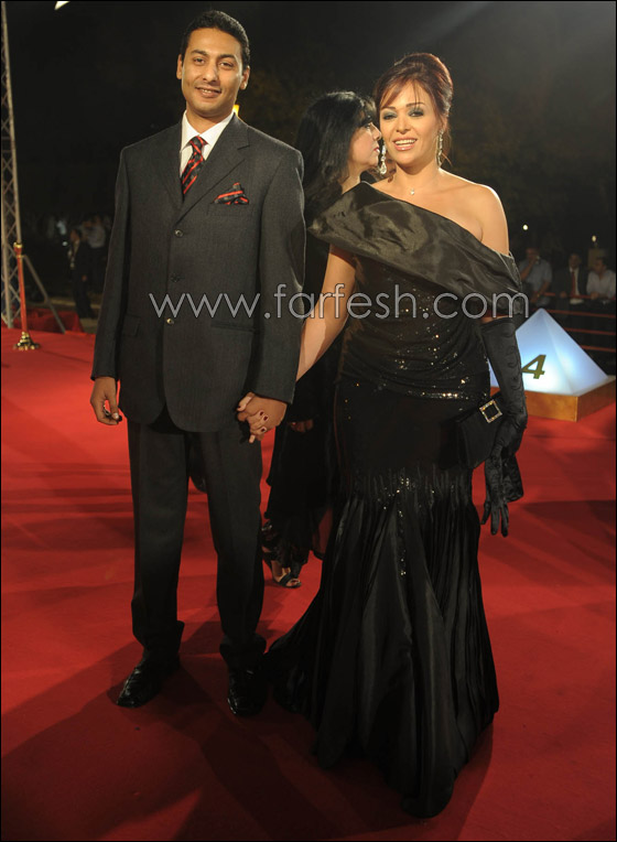 كبار النجمات يبرزن كبار النجمات يبرزن