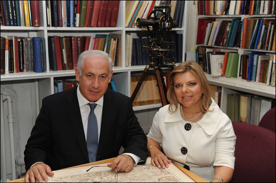 مسؤولون اسرائيليون: تدخلات سارة نتنياهو تدفع الجميع للجنون! صورة رقم 2 مسؤولون اسرائيليون: تدخلات سارة نتنياهو تدفع الجميع للجنون! صورة رقم 2