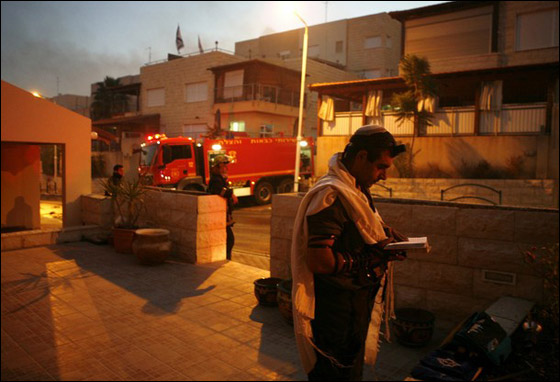 المزيد من الصور للكارثة في الكرمل  صورة رقم 25