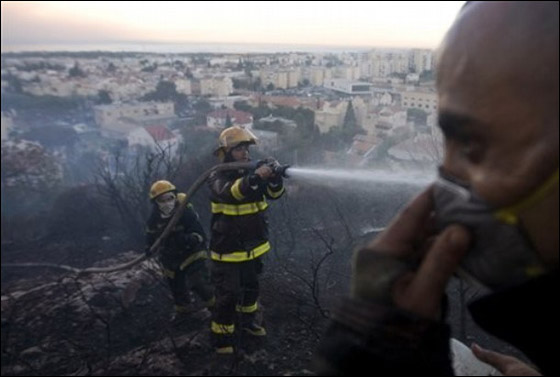 المزيد من الصور للكارثة في الكرمل  صورة رقم 29