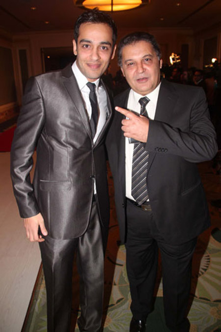 حماقي نجم للعام.. وابو الليف افضل مطرب صاعد! صورة رقم 8 حماقي نجم للعام.. وابو الليف افضل مطرب صاعد! صورة رقم 8