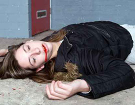 طعن والديه خلال نومهما.. فاطلق والده النار نحوه وقتله! صورة رقم 1