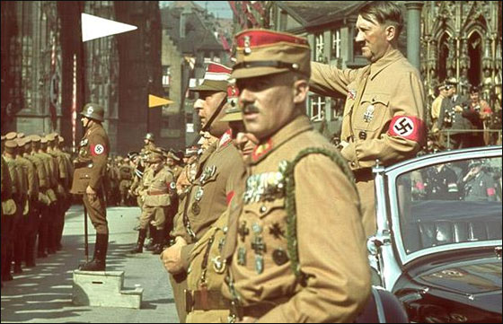 الكشف عن مئات الصور الشخصية لهتلر في مزاد علني! صورة رقم 10 الكشف عن مئات الصور الشخصية لهتلر في مزاد علني! صورة رقم 10