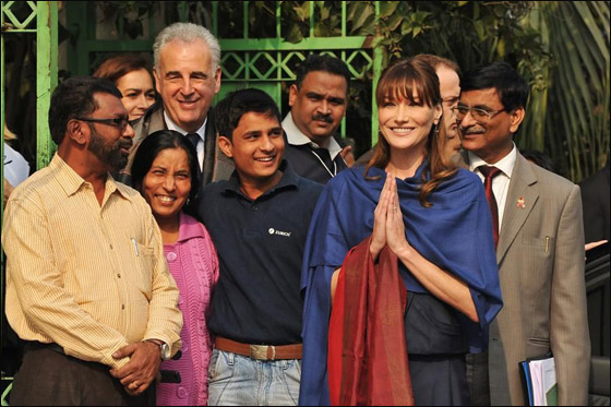 بروني توصي شيخا بالصلاة لينعم عليها الله بطفل من ساركوزي! صورة رقم 11 بروني توصي شيخا بالصلاة لينعم عليها الله بطفل من ساركوزي! صورة رقم 11