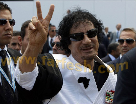 الرئيس الفنزويلي يقيم بخيمة اعطاها له القذافي!  صورة رقم 4