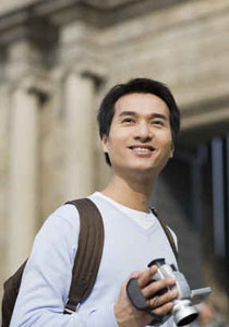 كندي يزور مقديشيو للسياحة فيتهمونه بالجنون!  صورة رقم 1