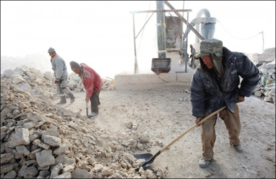 مدير ملجأ صيني يتاجر باشخاص من ذوي الاحتياجات الخاصة!  صورة رقم 4