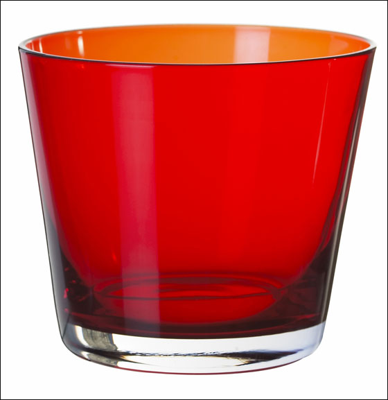 ايكيا تعرض تشكيلة كؤوس وأدوات تقديم بتصميم جميل  صورة رقم 8