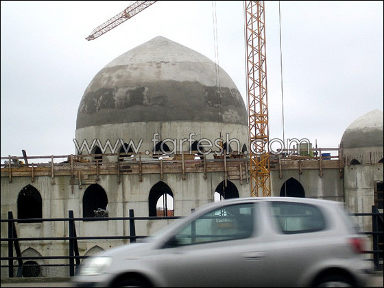 روتردام تفتتح أكبر مسجد في اوروبا يتسع لـ3 آلاف مصلي!  صورة رقم 2