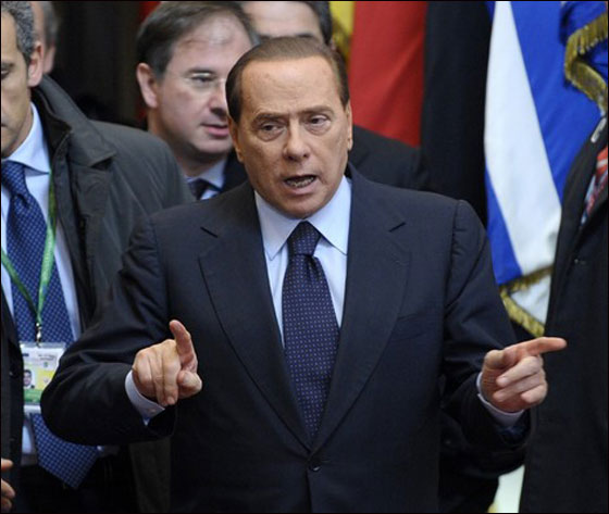 برلسكوني يهدي نائبات البرلمان 37 خاتما!! صورة رقم 1