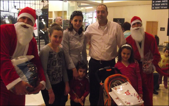 انتهزوا الفرصة.. اليوم بابا نويل يوزع الهدايا في جراند كنيون صورة رقم 23 انتهزوا الفرصة.. اليوم بابا نويل يوزع الهدايا في جراند كنيون صورة رقم 23