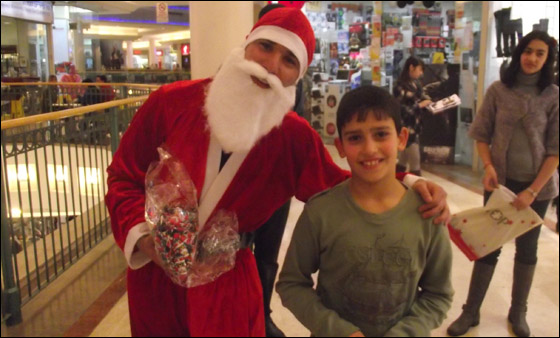 انتهزوا الفرصة.. اليوم بابا نويل يوزع الهدايا في جراند كنيون صورة رقم 8 انتهزوا الفرصة.. اليوم بابا نويل يوزع الهدايا في جراند كنيون صورة رقم 8