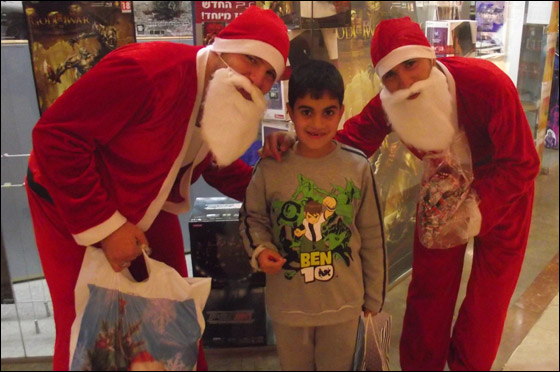 انتهزوا الفرصة.. اليوم بابا نويل يوزع الهدايا في جراند كنيون صورة رقم 27 انتهزوا الفرصة.. اليوم بابا نويل يوزع الهدايا في جراند كنيون صورة رقم 27