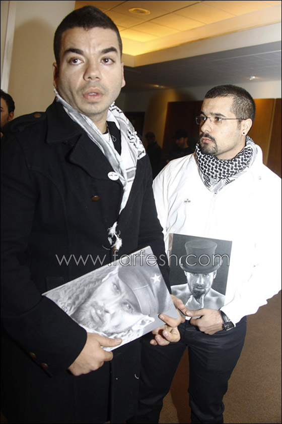 بالأبيض استقبلوه وبالدموع ودعوه.. جثمان سعادة يصل بيروت صورة رقم 13 بالأبيض استقبلوه وبالدموع ودعوه.. جثمان سعادة يصل بيروت صورة رقم 13