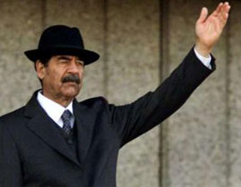 العراق: جدل حول نسخة القرآن المكتوبة بدم صدام حسين! صورة رقم 1