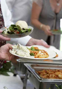 القاعدة خططت لهجمات على مطاعم أمريكية بدس السم في الطعام صورة رقم 1