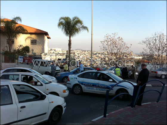 اختناقات مرورية في الناصرة بسبب المسيرة الاحتفالية التقليدية صورة رقم 2 اختناقات مرورية في الناصرة بسبب المسيرة الاحتفالية التقليدية صورة رقم 2