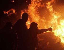 باكستان.. انتحاري فجر نفسه وتسبب بمقتل 40 شخص! صورة رقم 1 باكستان.. انتحاري فجر نفسه وتسبب بمقتل 40 شخص! صورة رقم 1