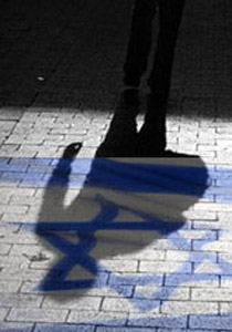 طارق عبد الرازق: كنت أرغب في أن أكون عميلا مزدوجا صورة رقم 1